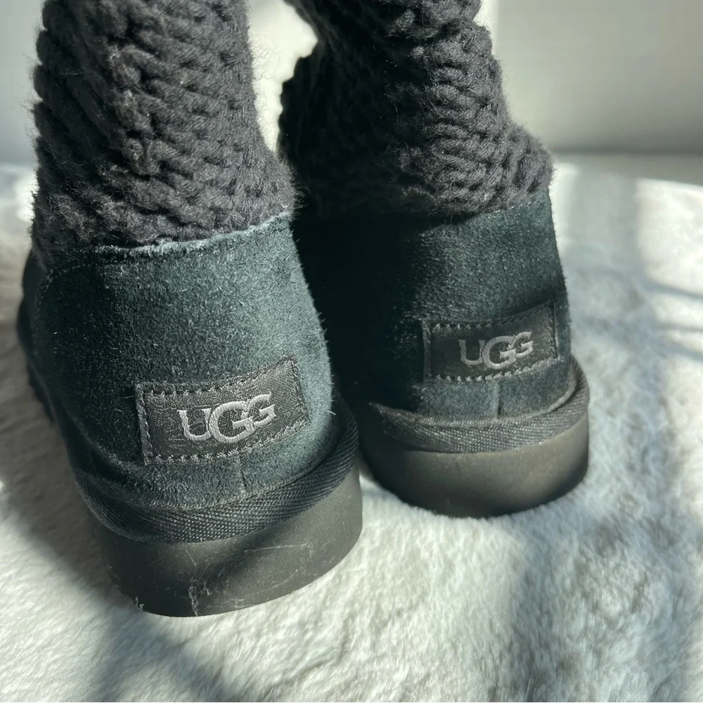 UGG Black Knit and Suede Winter Boots Women Size 5